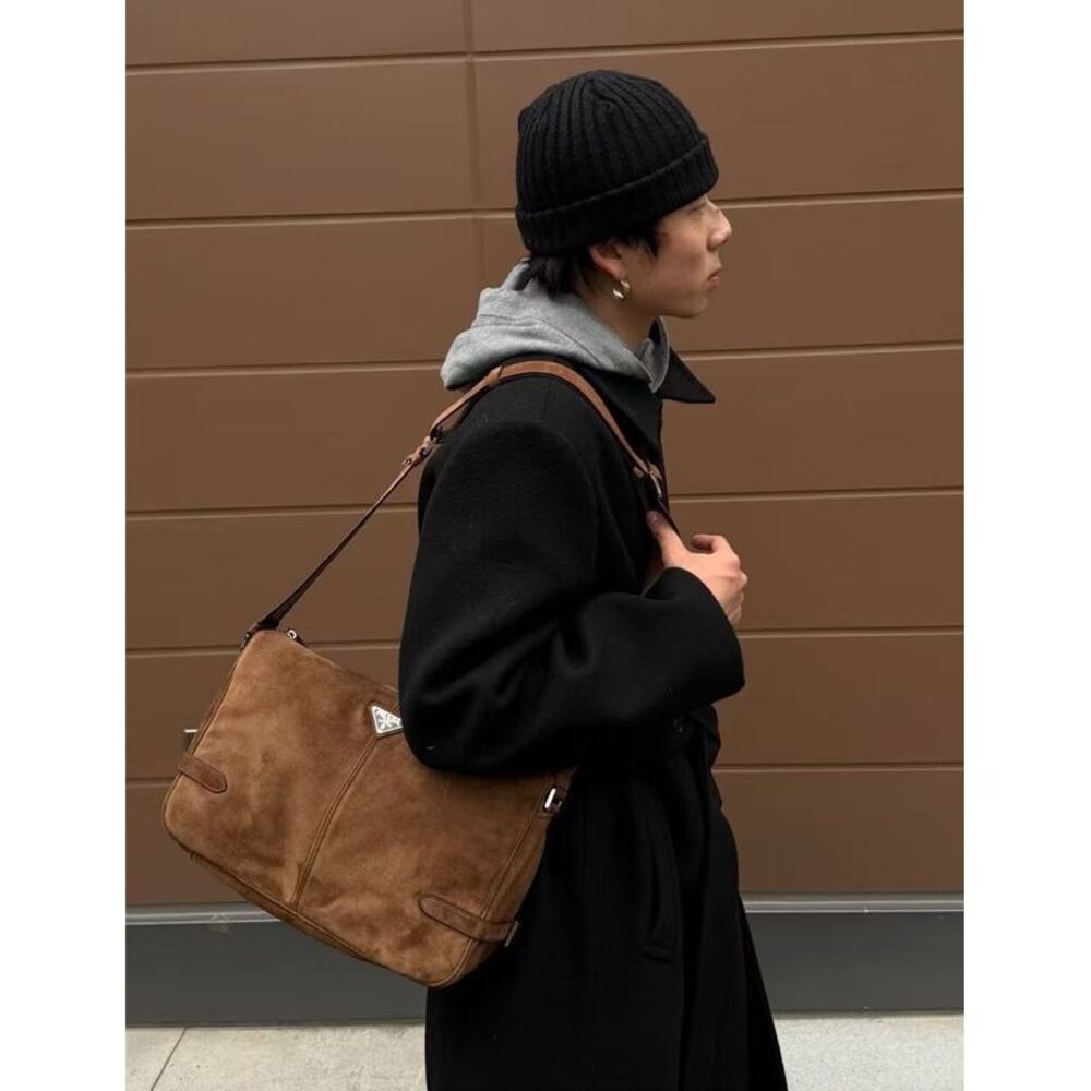 Prada Women Pre-Loved Bag Very Good Condition - Picture 7 of 7